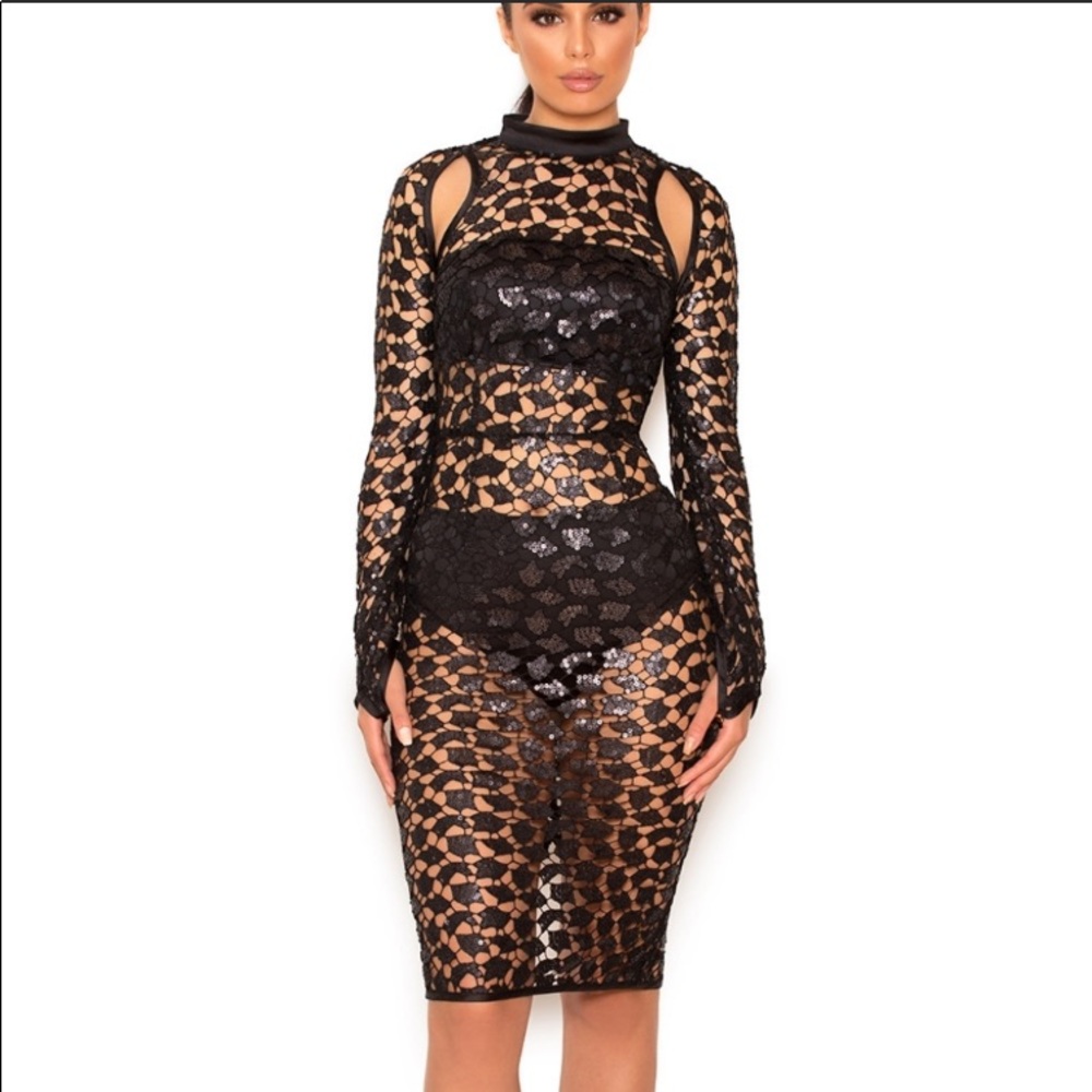 Xsmall. Never worn. Took tags off.